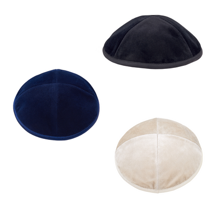 Eine edle Kippa, aus Samt “Orthodox” für Erwachsene, ⌀ 15cm.