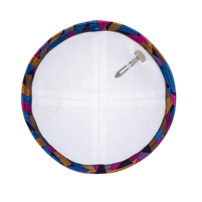 Eine edle Kippa, mit buntem Muster “Freilach” für Erwachsene, ⌀ 15cm.