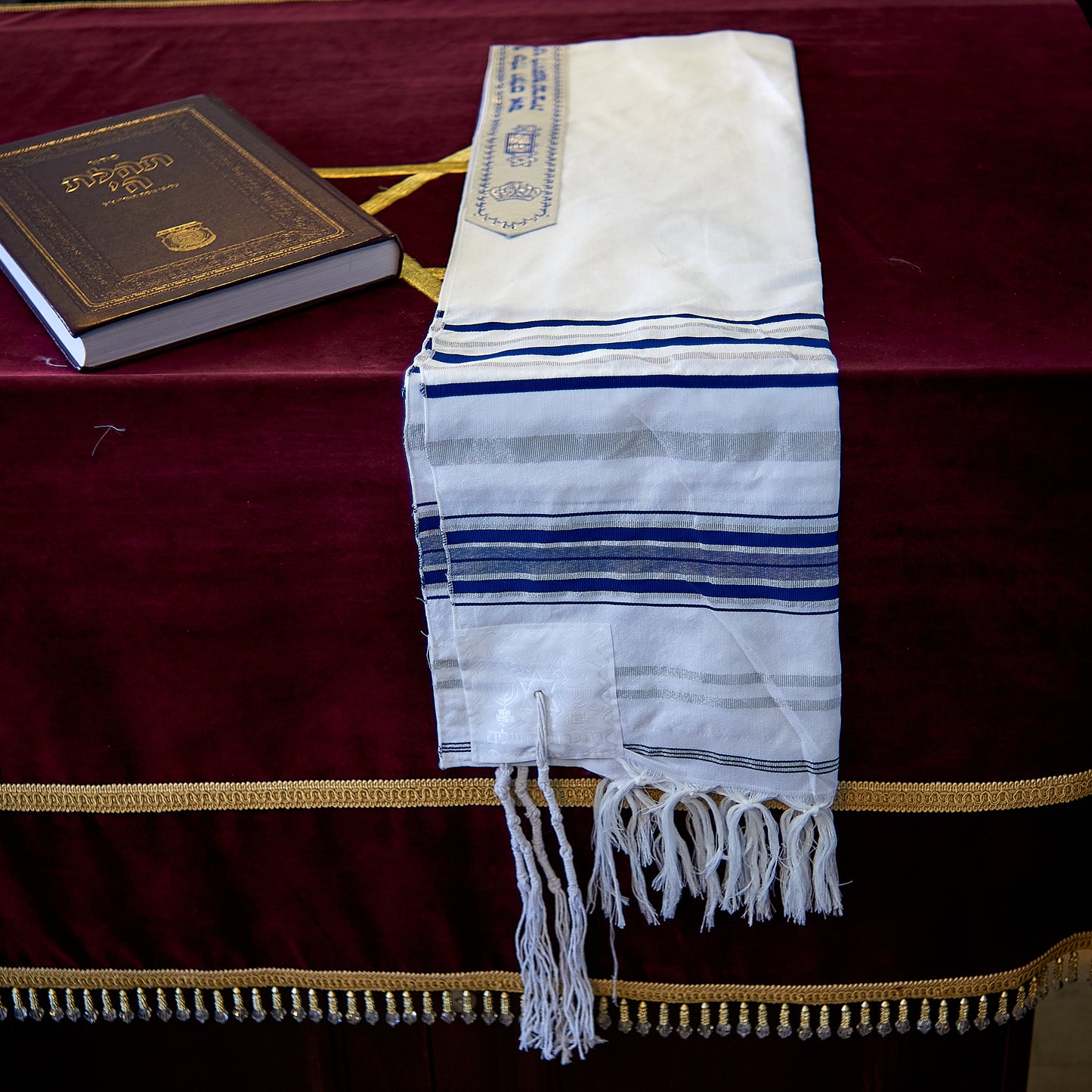 Ein Tallit, zeremonieller jüdischer Gebetsschal "Gold"